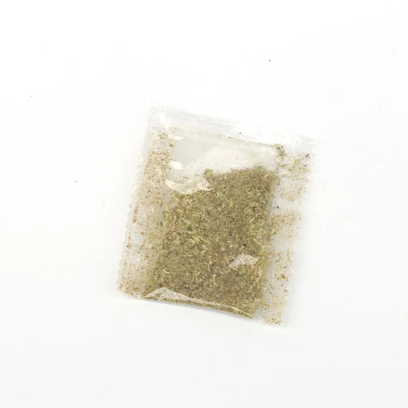 Cat Catnip Cattle Grass Non-toxic Catmint Funny Cat Treats Toys Cats Accessories Helps Digestion and Eliminate Hair Balls