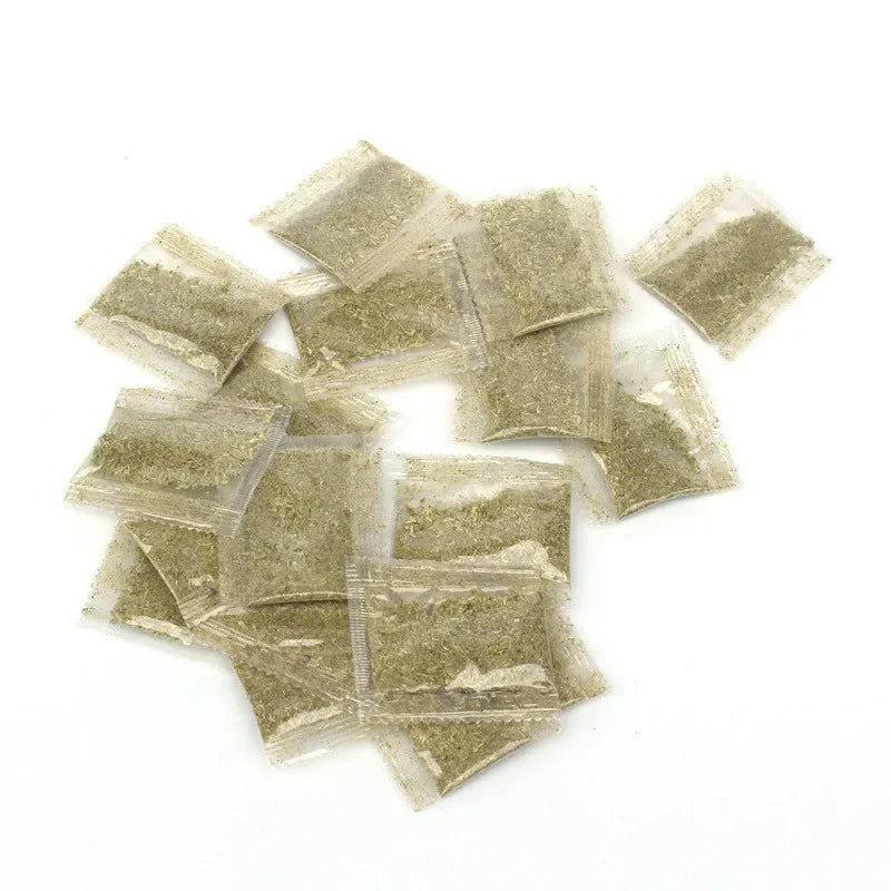 Cat Catnip Cattle Grass Non-toxic Catmint Funny Cat Treats Toys Cats Accessories Helps Digestion and Eliminate Hair Balls